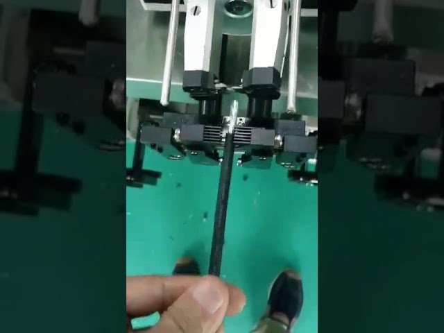 반자동 동축 케이블 피복 벗김기 | 효율적인 케이블 준비 솔루션